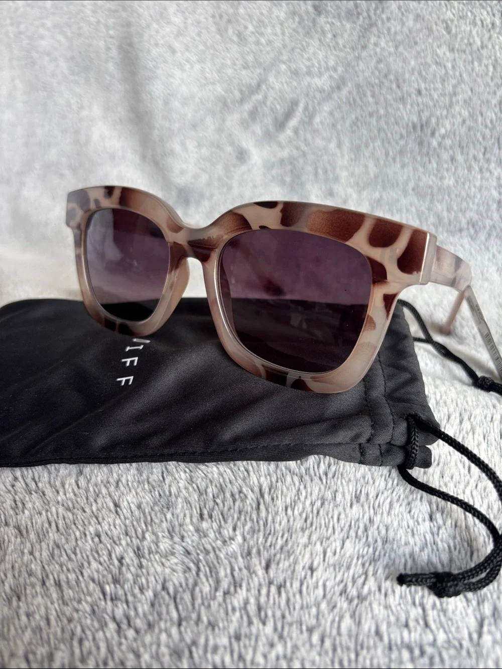 DIFF 56mm Makay Square Sunglasses in Cream Tortoise NWT